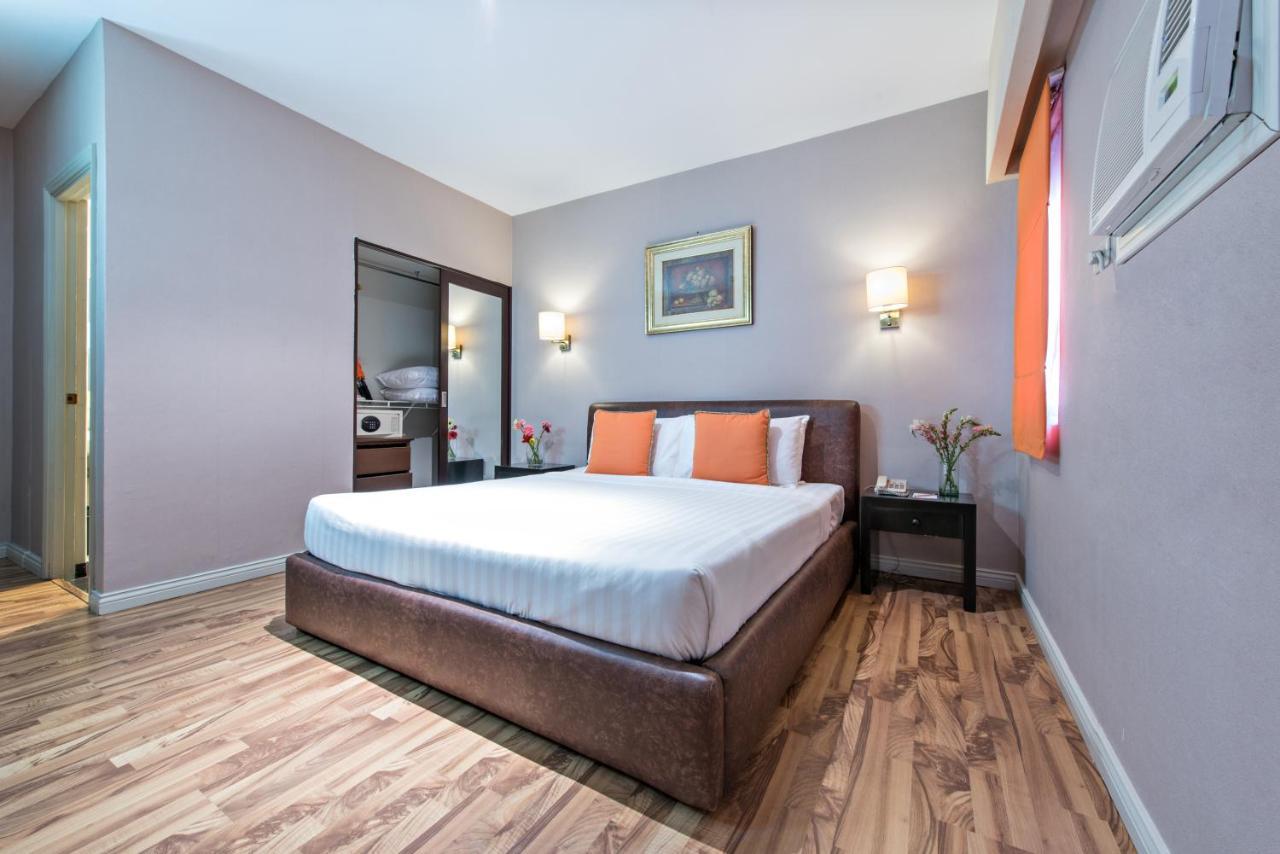 Court Meridian Hotel & Suites Olongapo Bagian luar foto